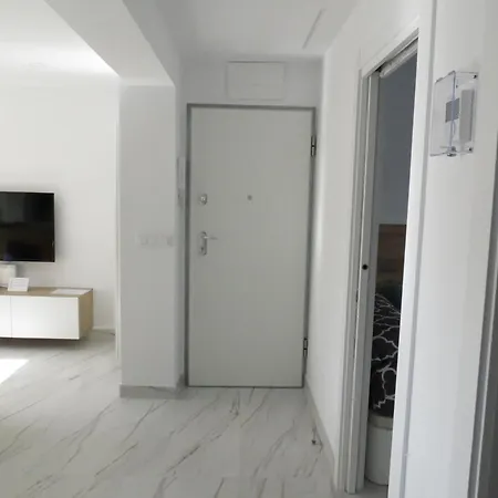 Apartment Jardin Deluz, Con Wifi Y Parking Privado Gratis *