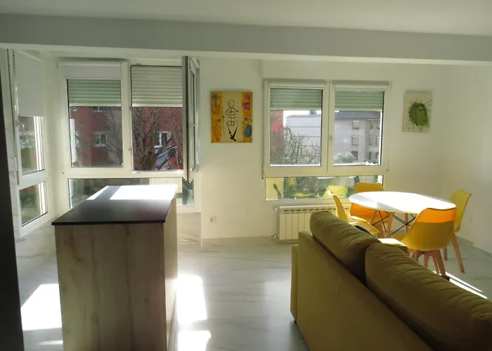 Jardin Deluz, Con Wifi Y Parking Privado Gratis Santander