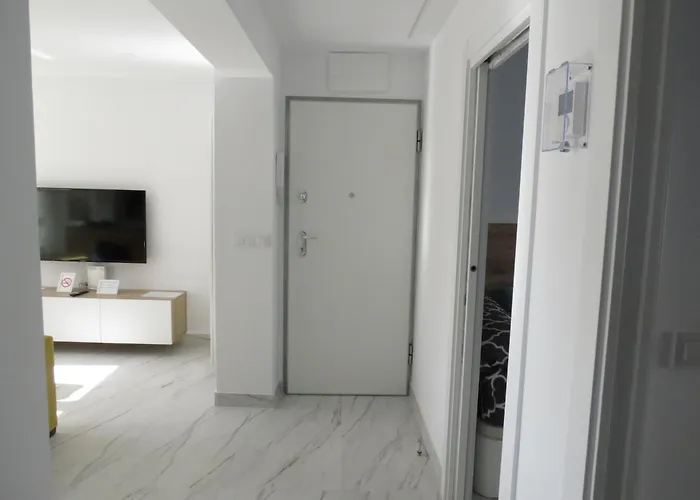 Apartmán Jardin Deluz, Con Wifi Y Parking Privado Gratis *