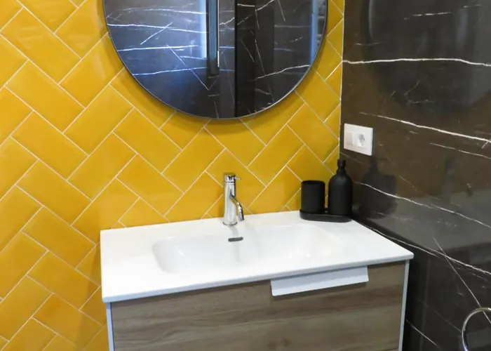 Apartmán Jardin Deluz, Con Wifi Y Parking Privado Gratis Santander